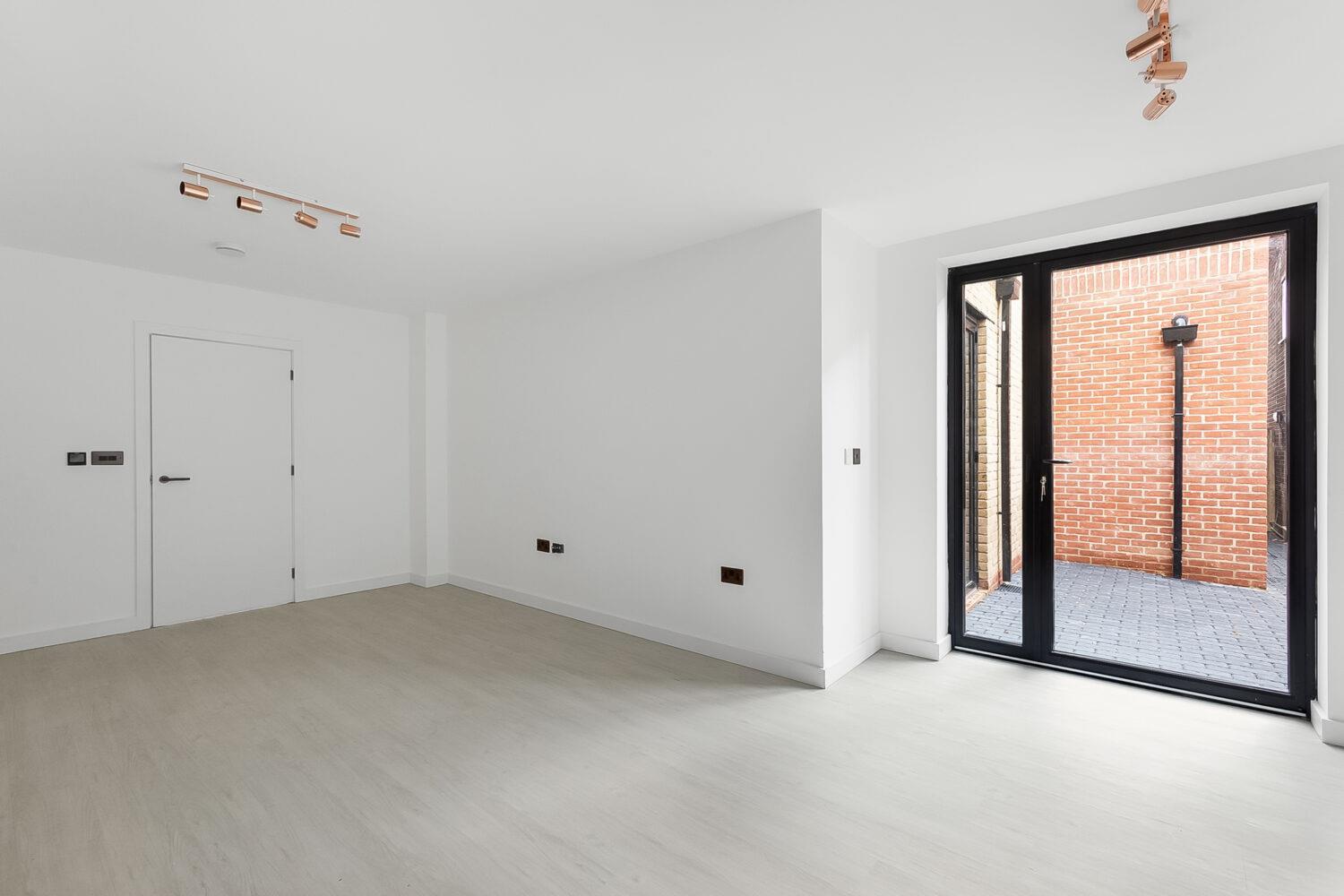Property Image 6872f9b7-93f4-4418-b833-c498ba77e1c6