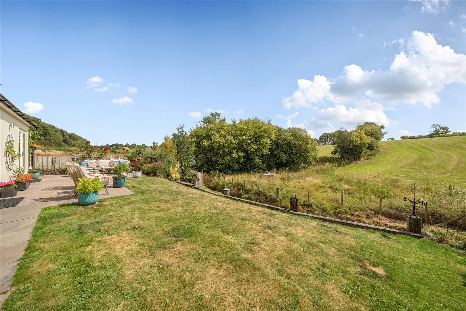 Property Image 687c2d58-fcf1-49ce-8674-51c7ca140214
