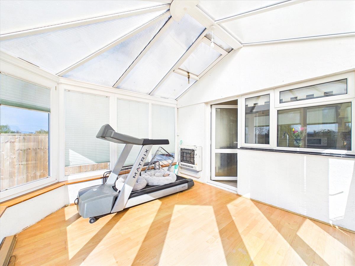 Property Image 688319f3-c8fb-47c5-995c-737d9961cb5d