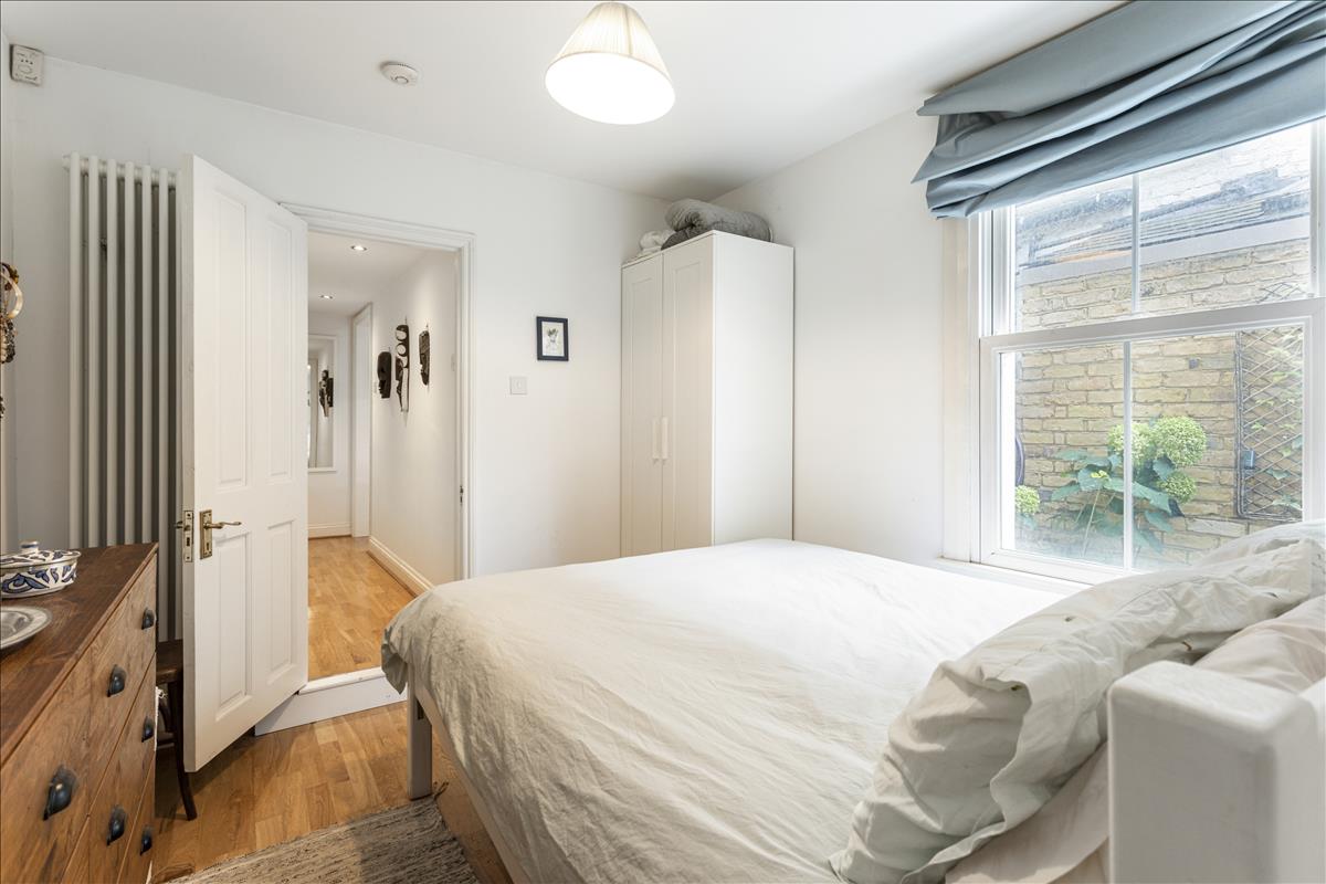 Property Image 6893744b-3da5-430e-90c2-e7829e8ff088