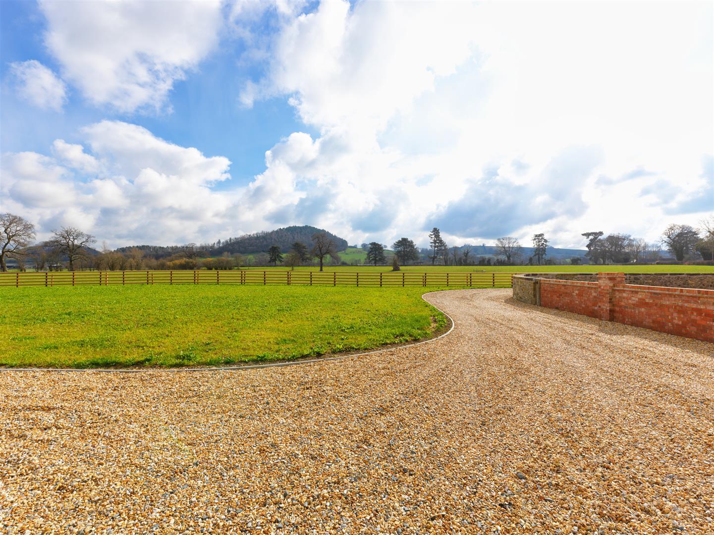 Property Image 6898e5af-d22b-4ec9-9d2d-018b0f396b18