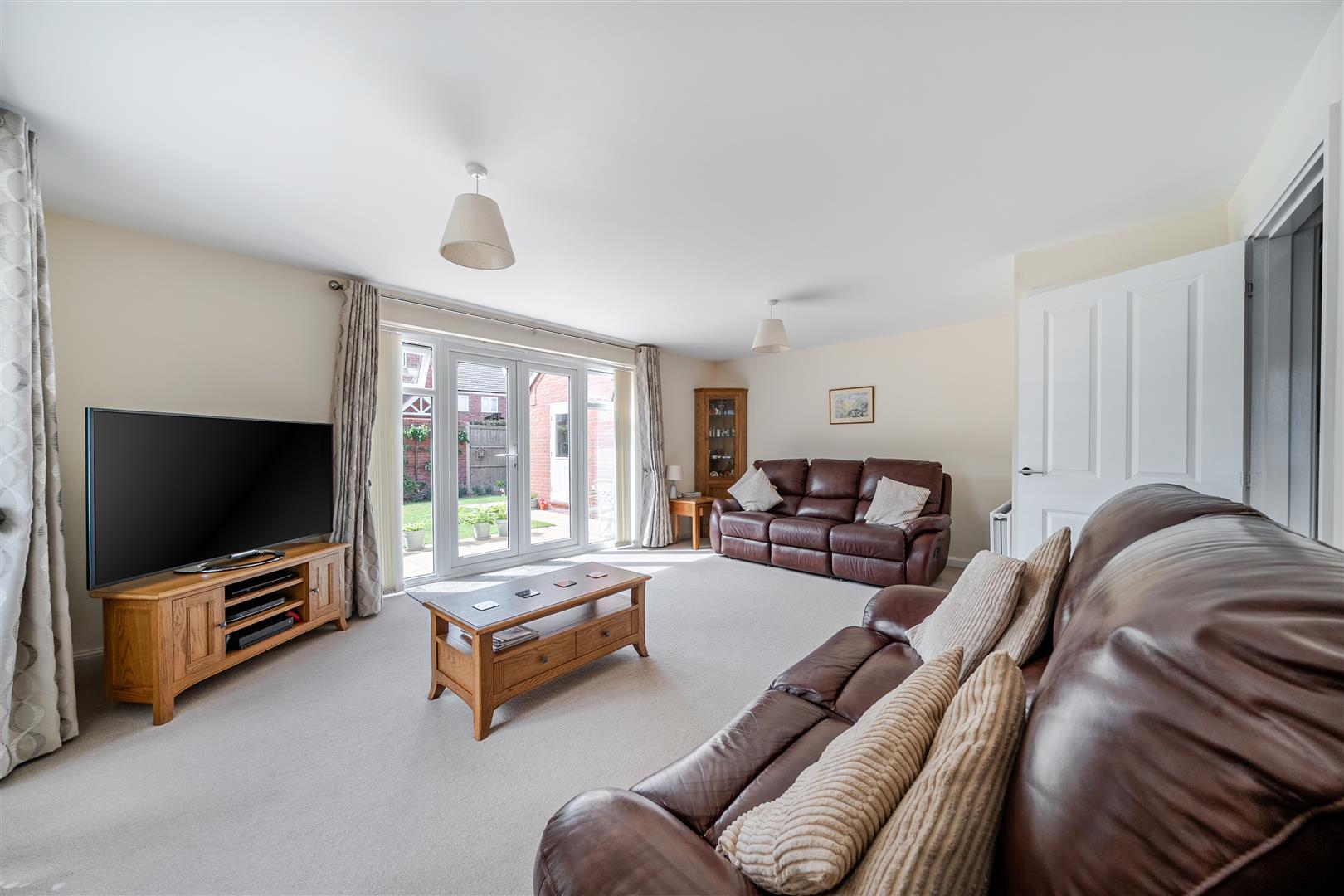 Property Image 689b8fac-55c7-4b5e-ae03-c8ac2bfa65bb