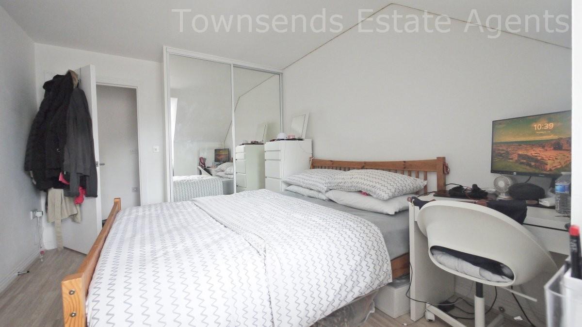 Property Image 68a5c556-fb68-44f4-bb44-c201d878e7a9