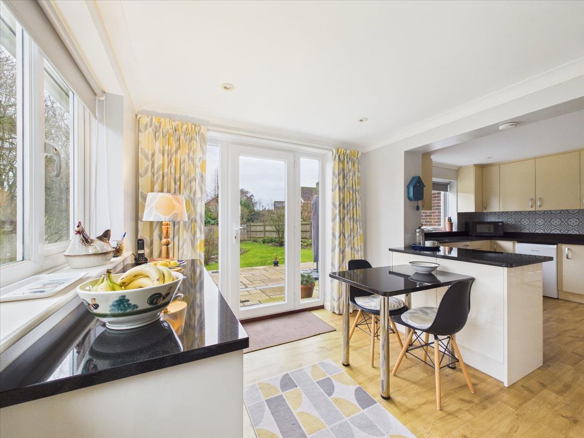 Property Image 68ae381b-ac8a-47e7-b726-690c0c791f85