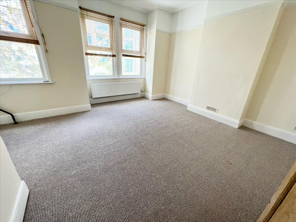 Property Image 68aecda1-d058-49c4-b9e9-6da6410912aa