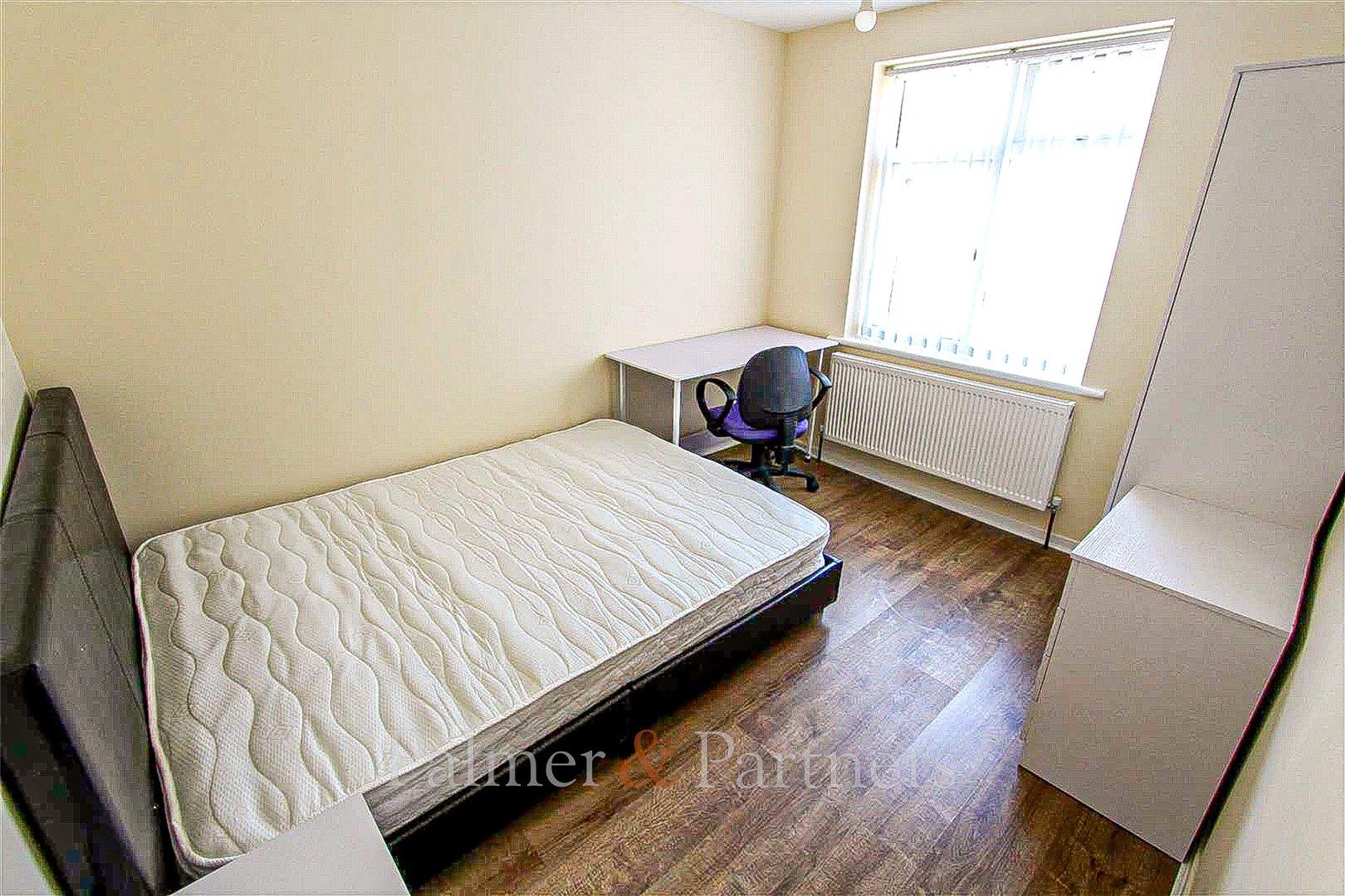 Property Image 68aed2b3-8768-4be0-a956-106877a9359c