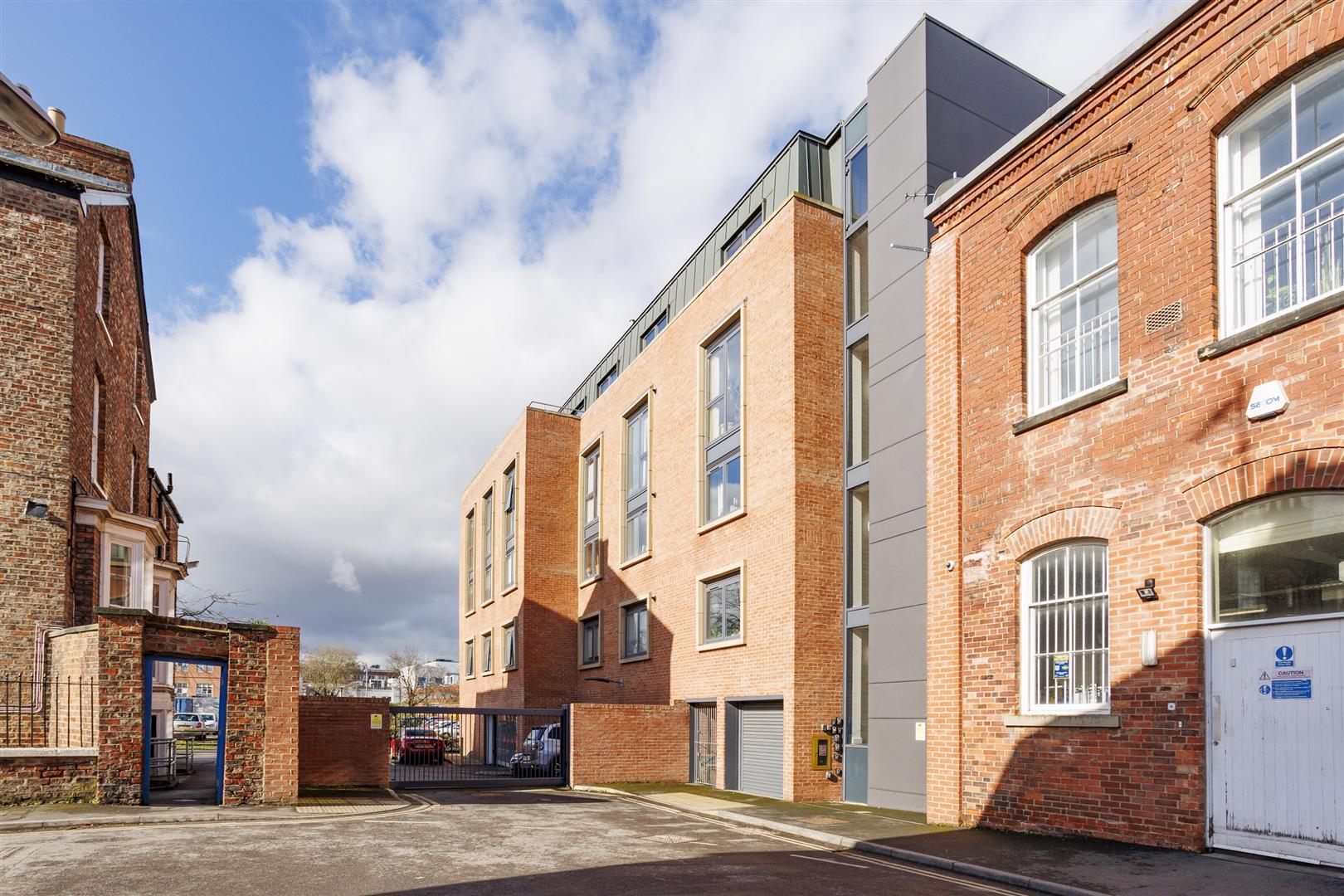 Property Image 68b6570f-a563-434c-bbdc-1eb867df6a5c
