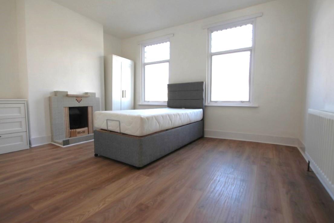 Property Image 68c576d0-85e3-41ed-8e5a-a905279f6056