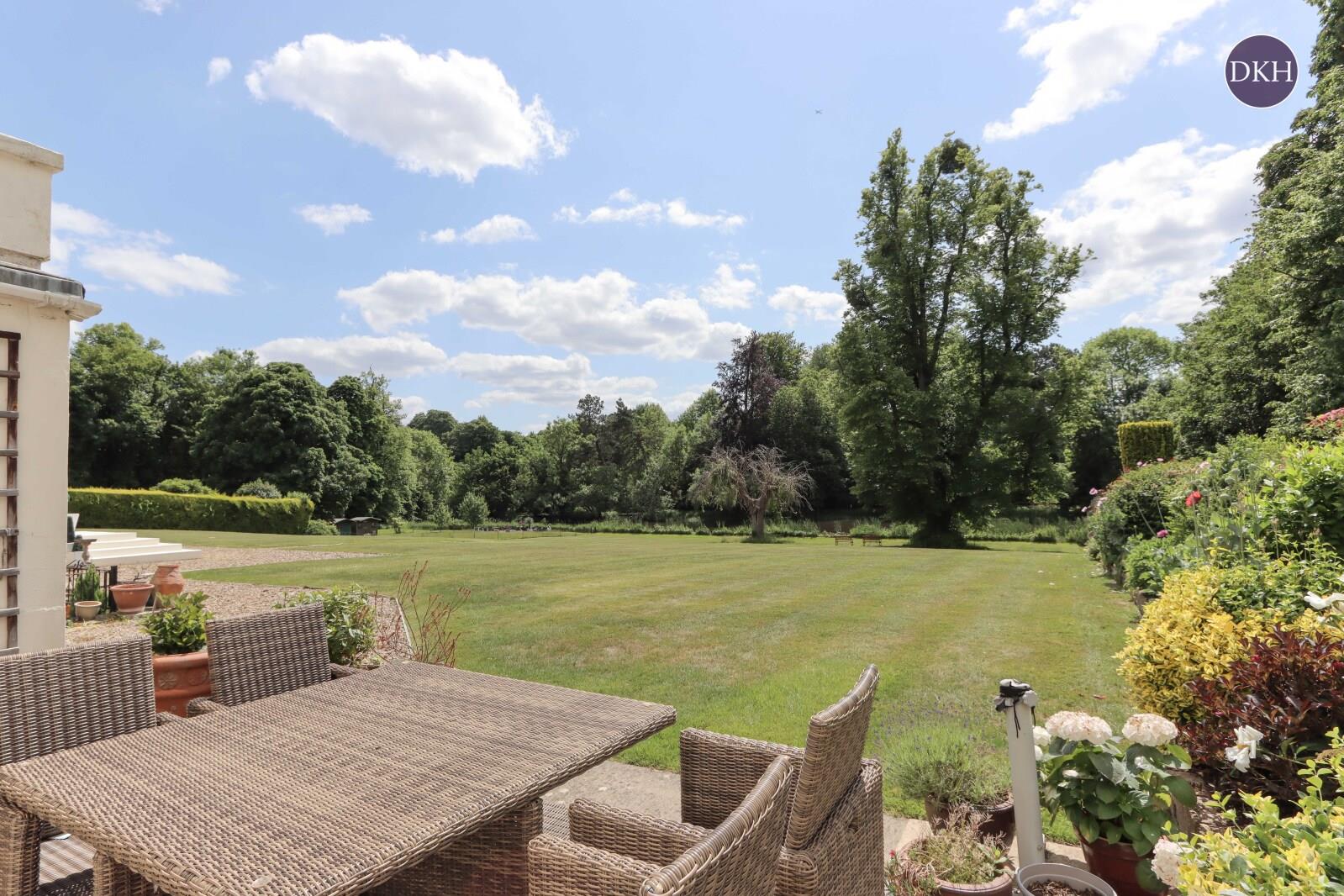Property Image 68d0ef1d-a0be-493f-b3bf-e52a28cf30b5