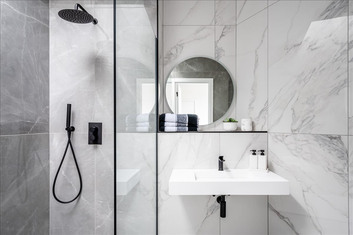 2-bedroom penthouse apartment for sale, Clapton, E5
