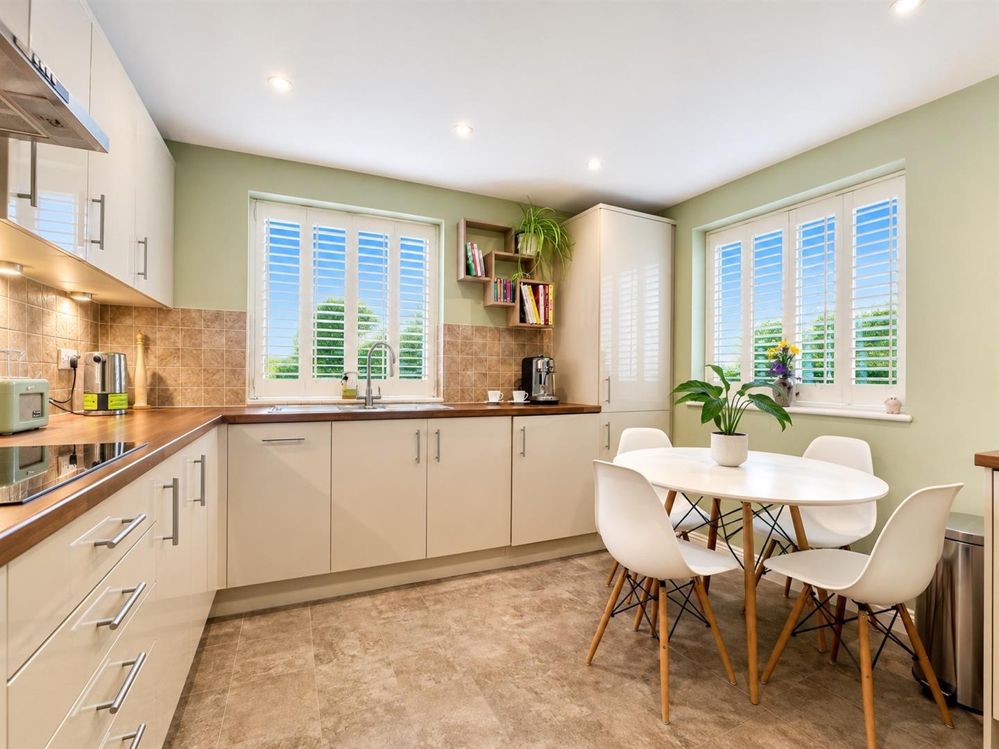 Property Image 68de35a6-4e14-45cd-b7fd-f0156e994d54