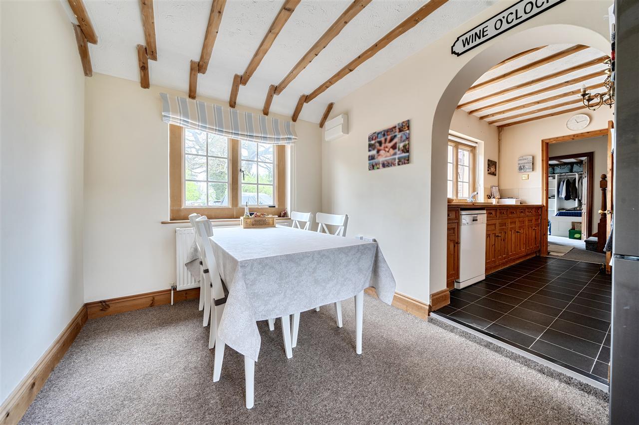 Property Image 68df505d-f0d4-49d5-8035-65d92453e62b