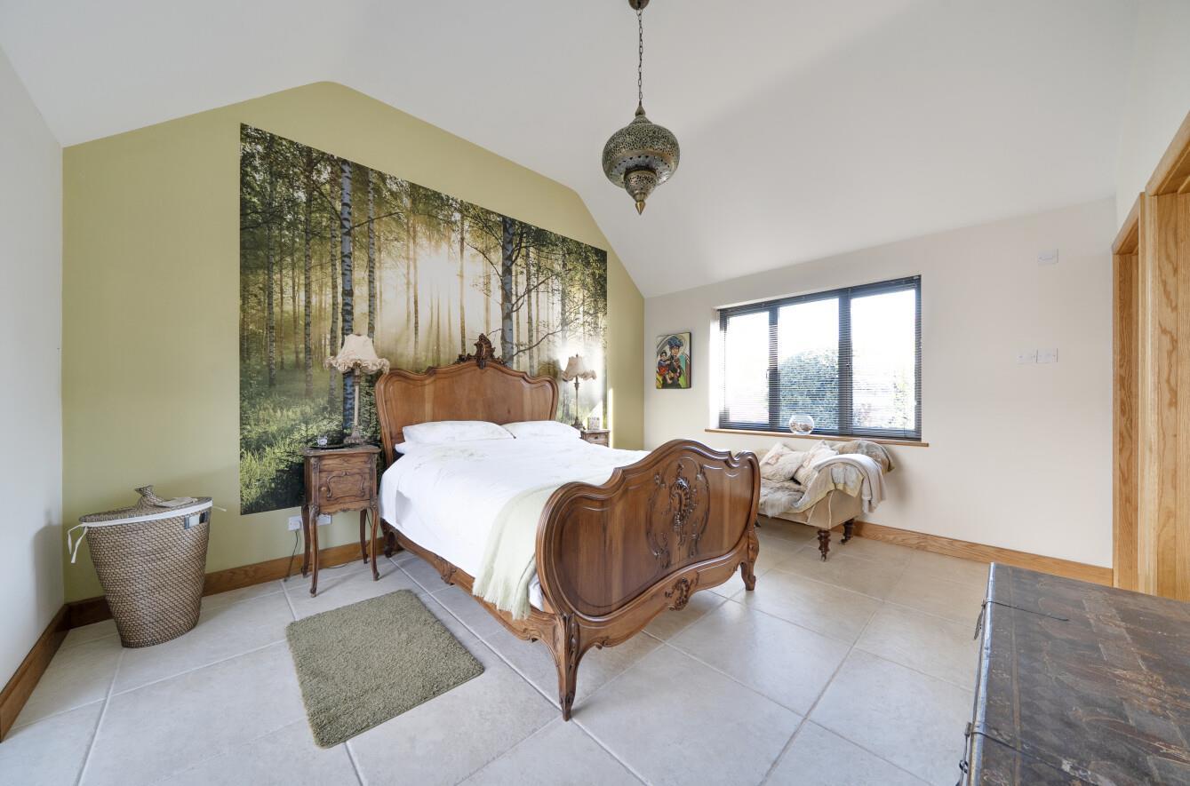 Property Image 68ee1f3c-4bab-4a0f-af28-ed0e26acee86