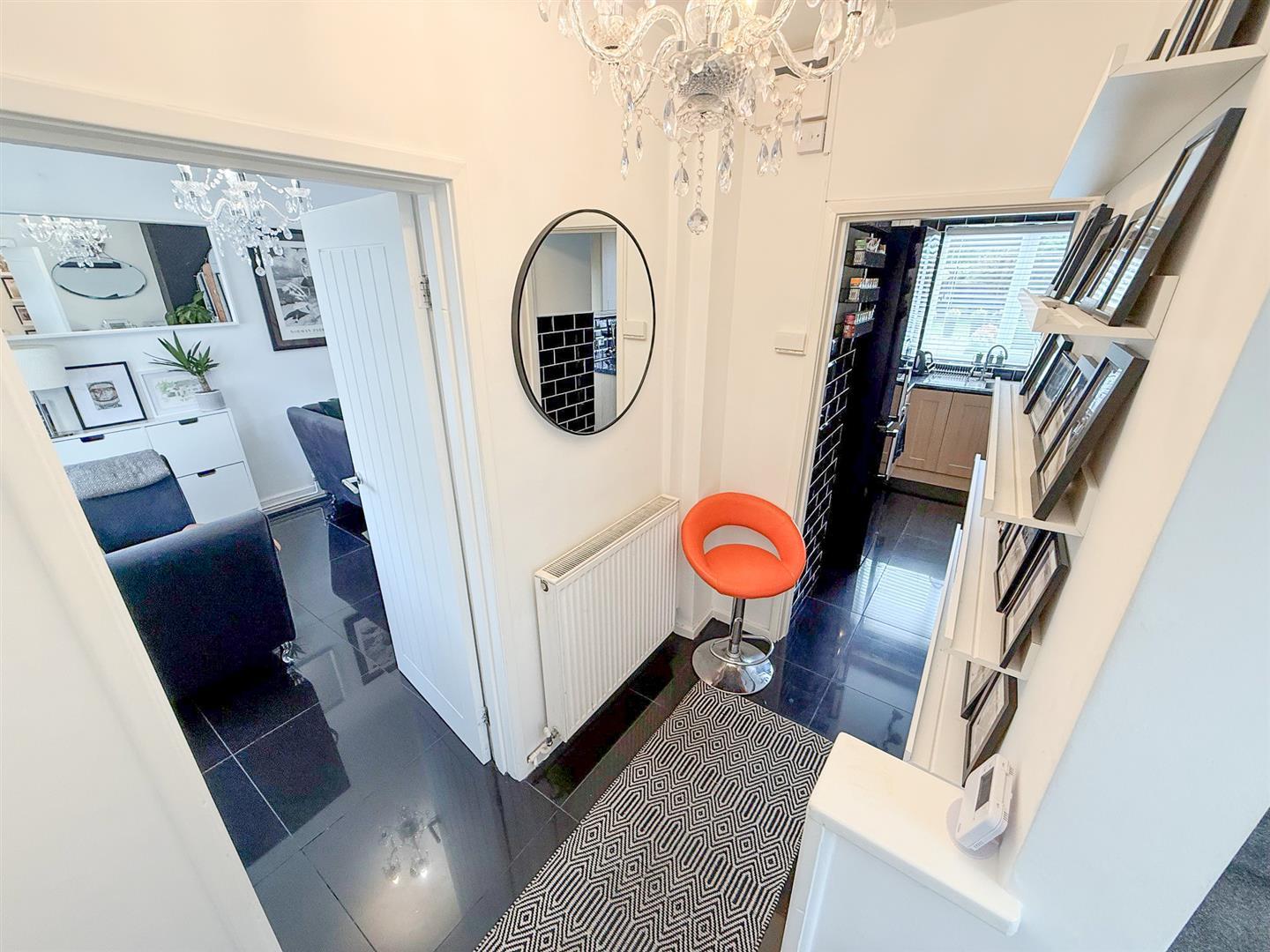 Property Image 68f0745a-0841-4f01-9930-145d14e1c2b1