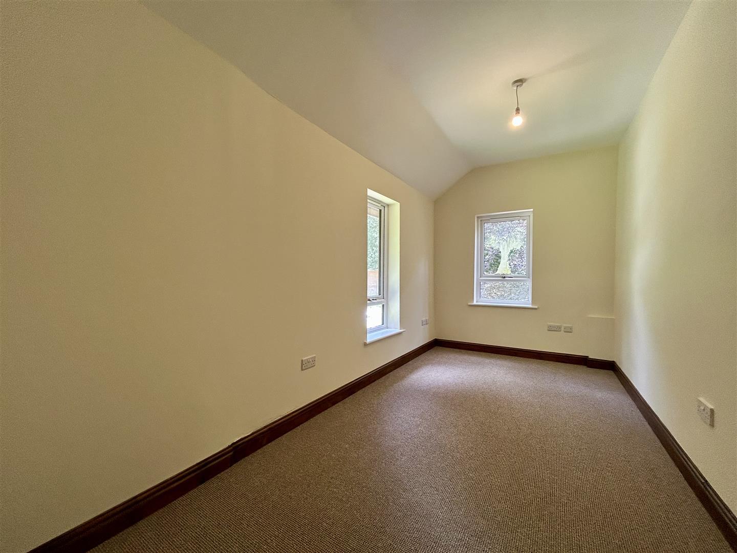 Property Image 68f43b88-9760-4e28-aecf-15856f7962d0