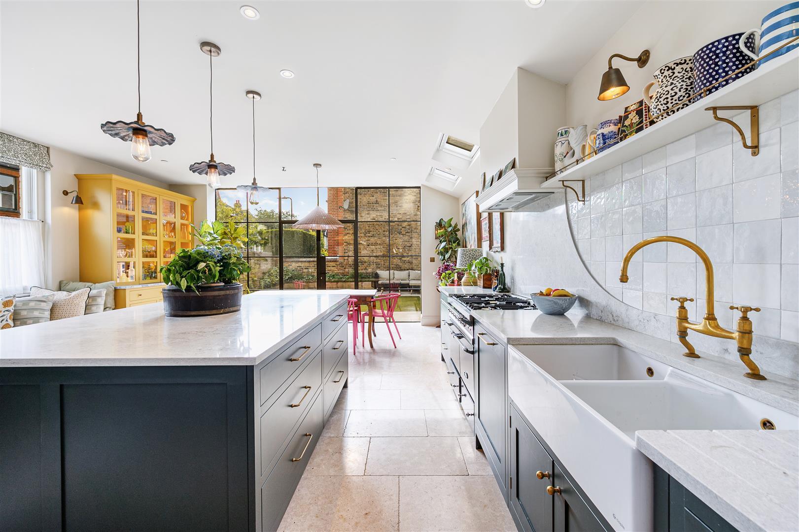 Property Image 68fa3dee-1582-4899-9bc7-8e1b9df1aa2b