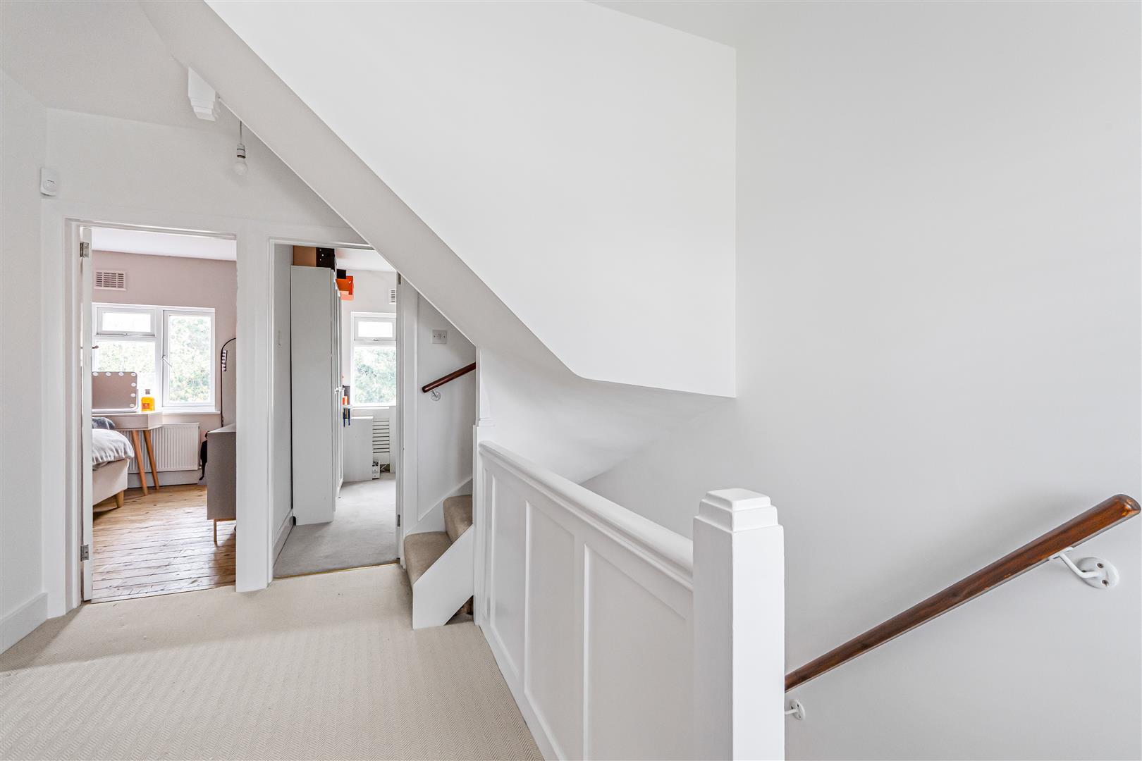 Property Image 68fd858b-3980-43d9-9cd2-9287b3de17ca