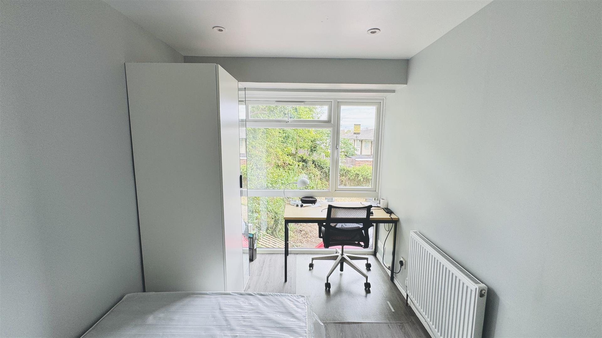 Property Image 69035ab2-53e0-4193-834d-8dea9c9712d8
