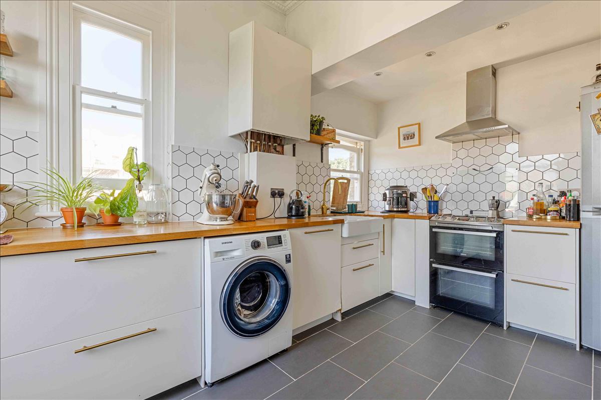 Property Image 69043b9d-be3b-4503-8a0a-32997e259b82
