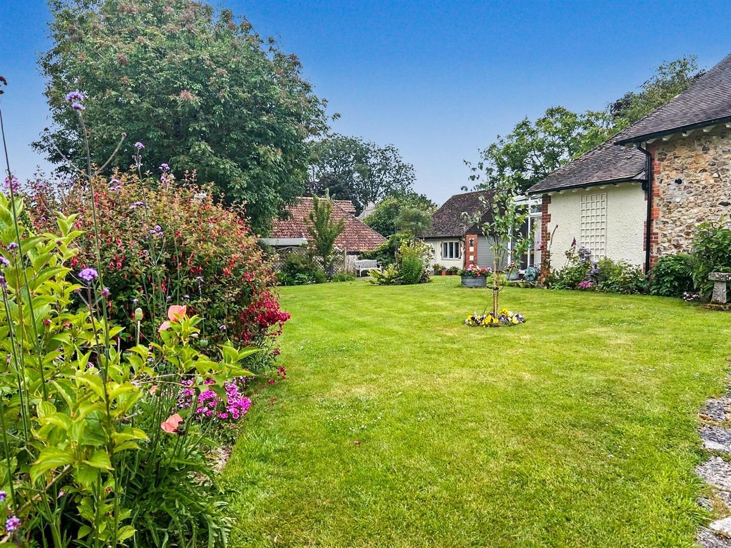 Property Image 691f17e4-aab6-4aca-be21-34ec09a24099