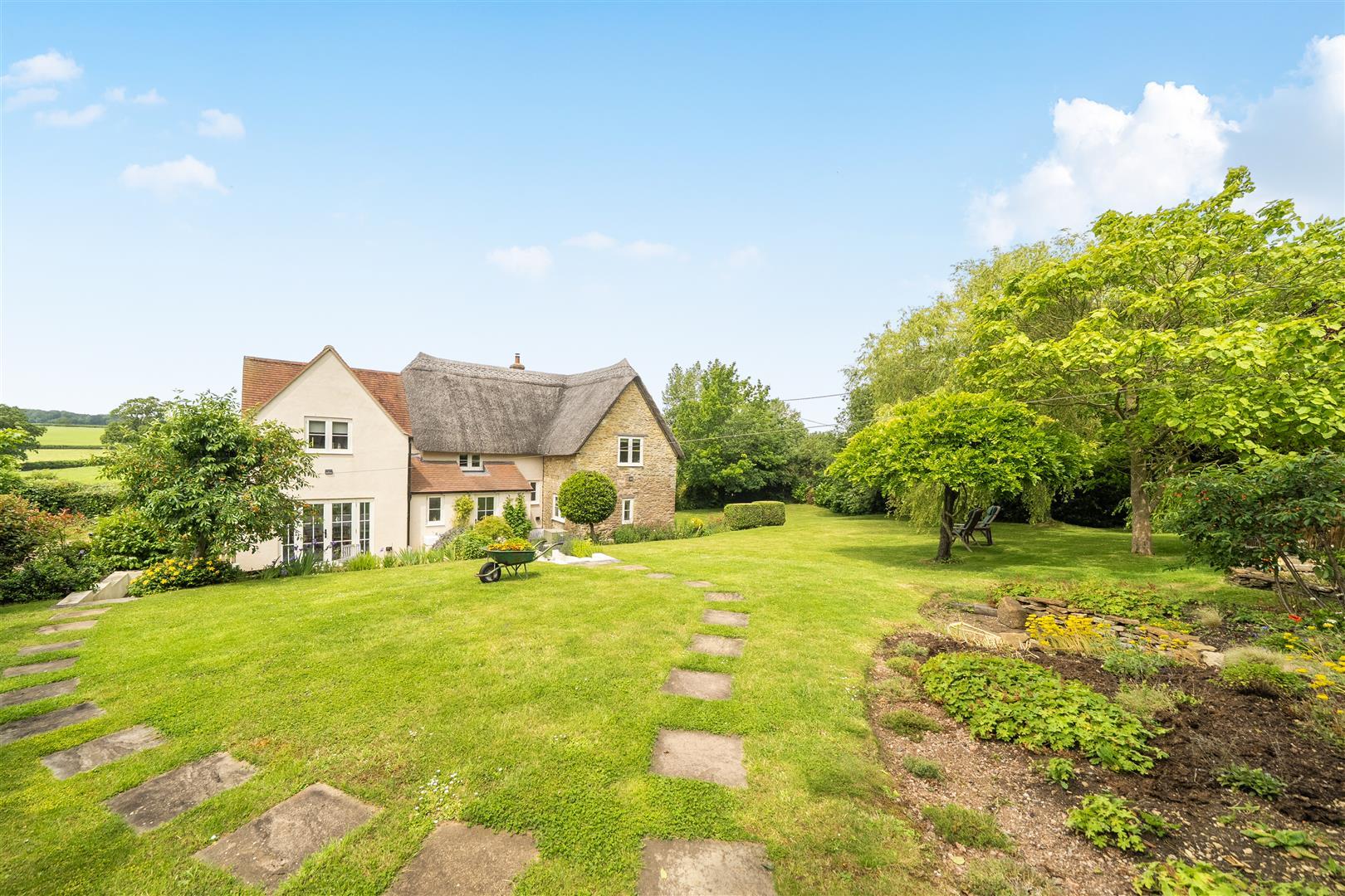 Property Image 6926aea4-8444-44d2-a913-7ac5a6888ebf