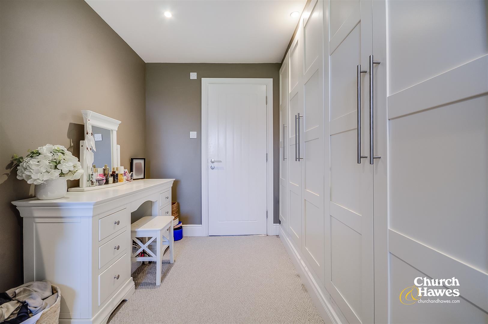 Property Image 69270433-8396-4857-835a-0a211b4d6fdc