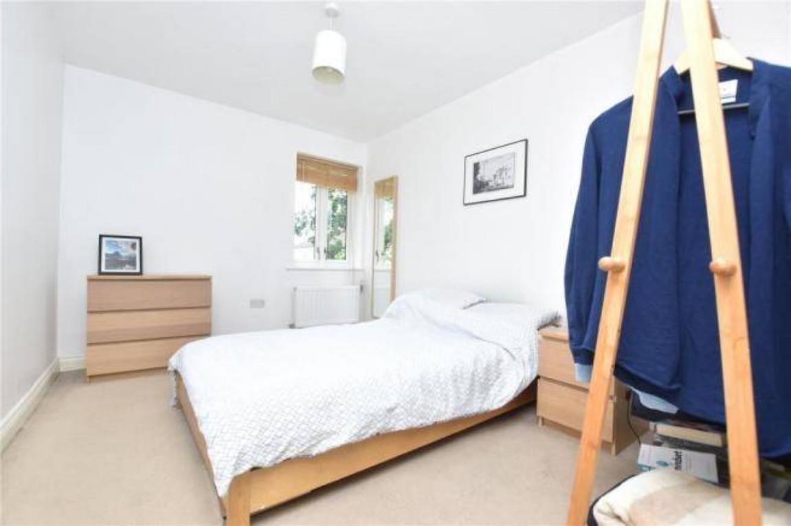 Property Image 692ad055-a555-4145-8038-0b9d23d060e5