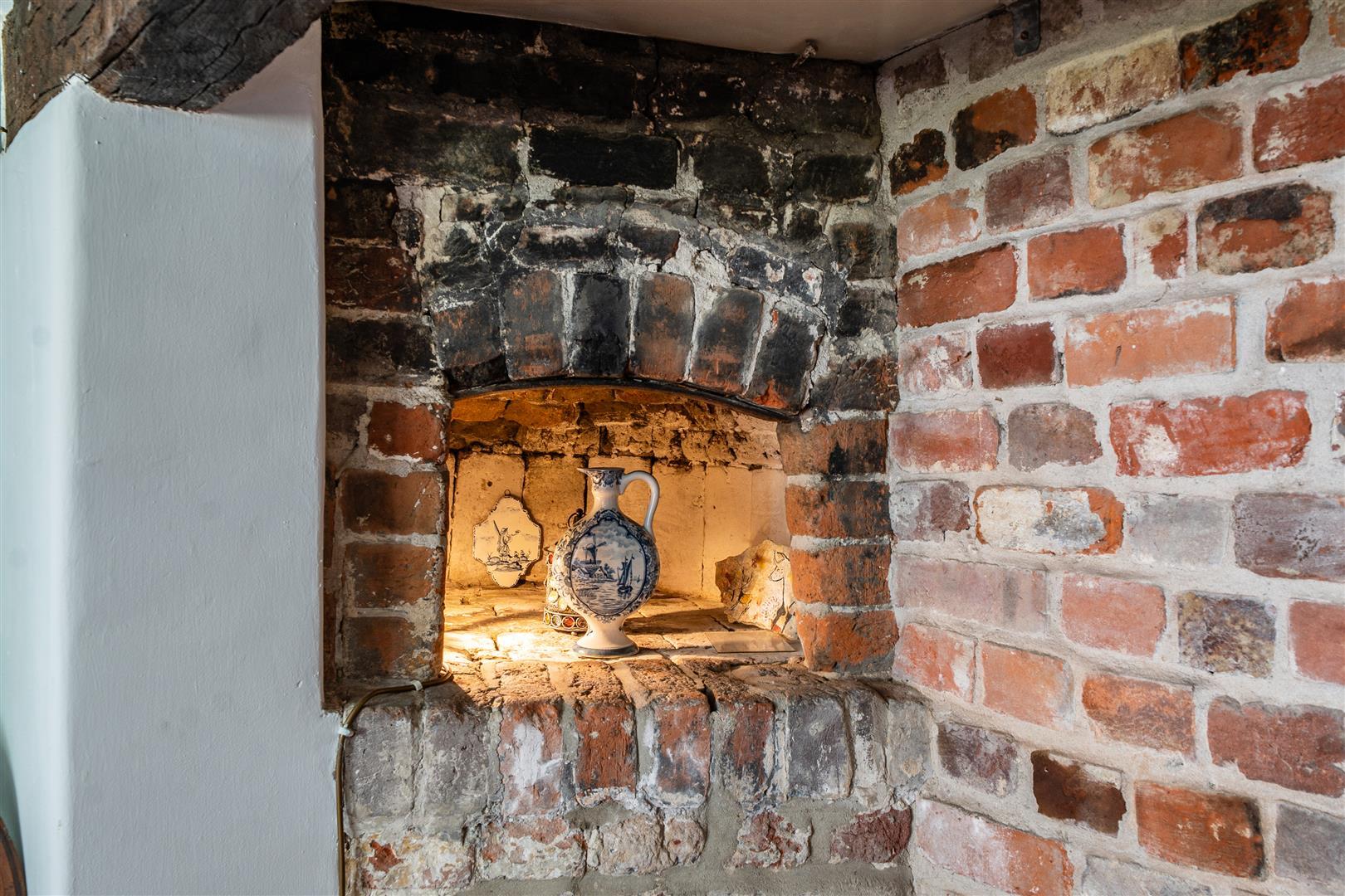 Property Image 694d78d7-177c-45c8-81a1-39ffc2799645