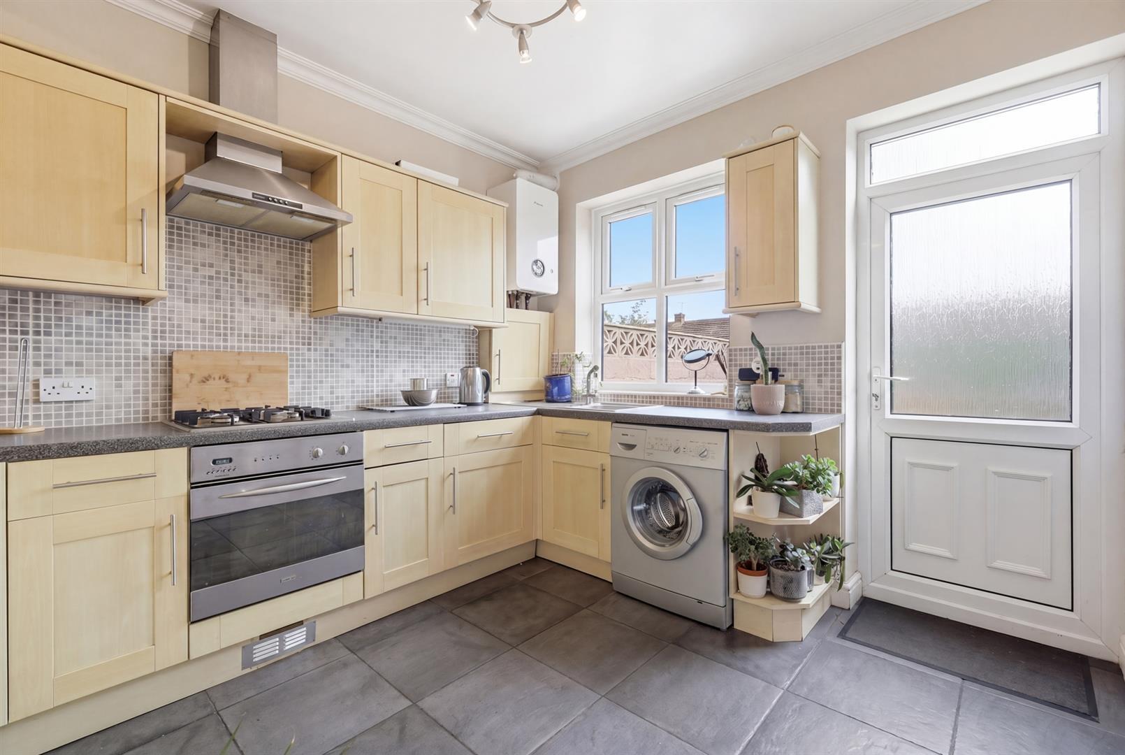 Property Image 6952befb-a5e5-4899-bb40-a10b01f423da