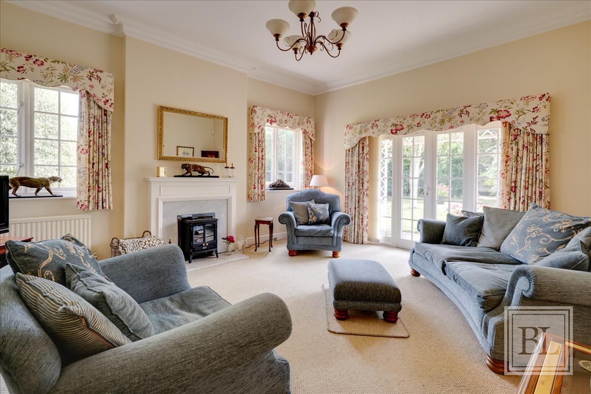 Property Image 6959cae1-97de-4a6c-85e8-10fbc0ed82a3