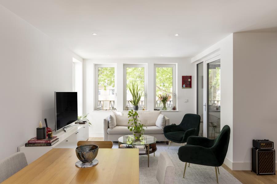 Property Image 695cc10d-8e34-4738-872e-422af047dad0