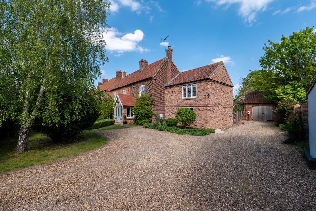 Property Image 6963953f-a25f-40d4-babb-ff54ede6775c
