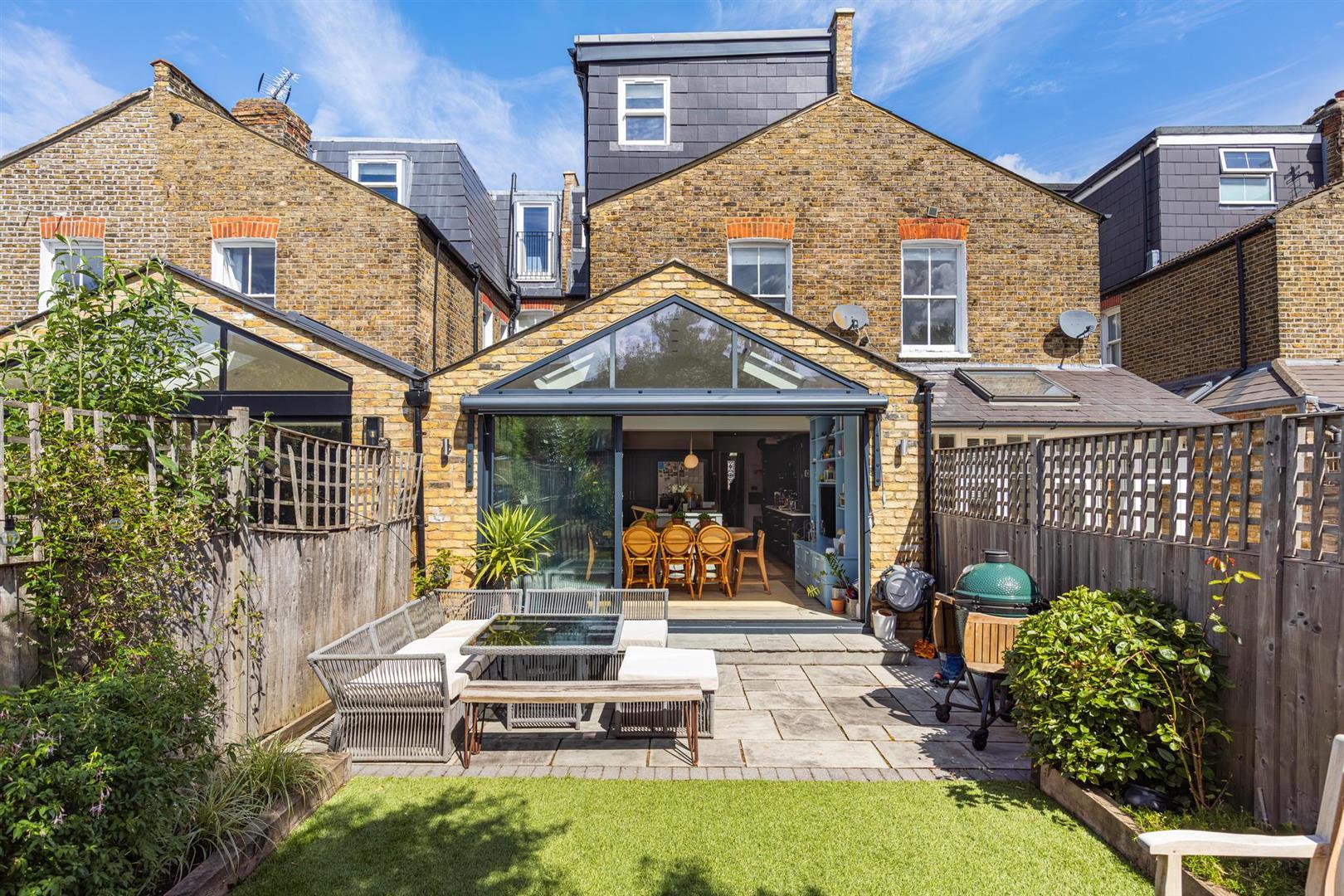 Property Image 69647311-9e81-42c4-98a6-7b474571e323