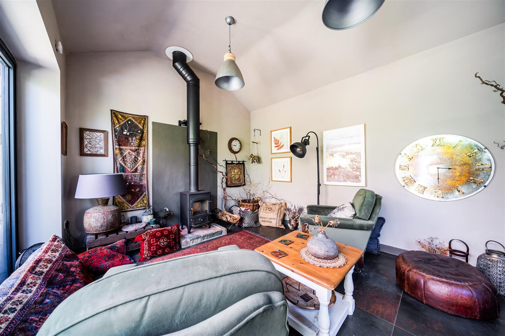 Property Image 697a6cc2-8f8e-463a-97b8-567033f006e0
