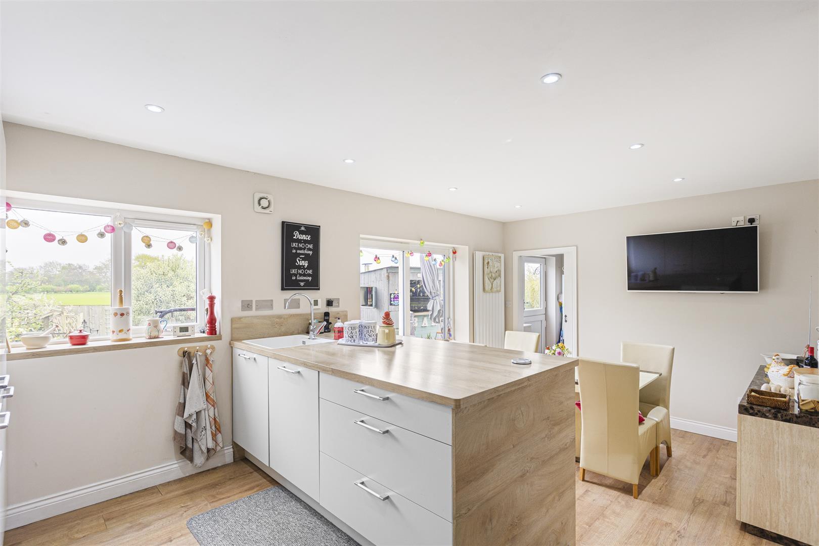 Property Image 697b3749-0019-47b9-8b63-be0d6e8d1069