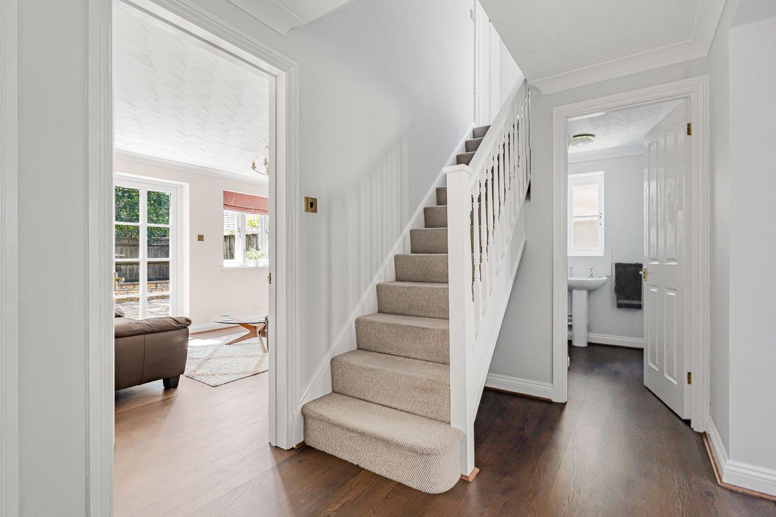 Property Image 6991dd3c-4733-4ce2-8e2f-5baf0c4f62de