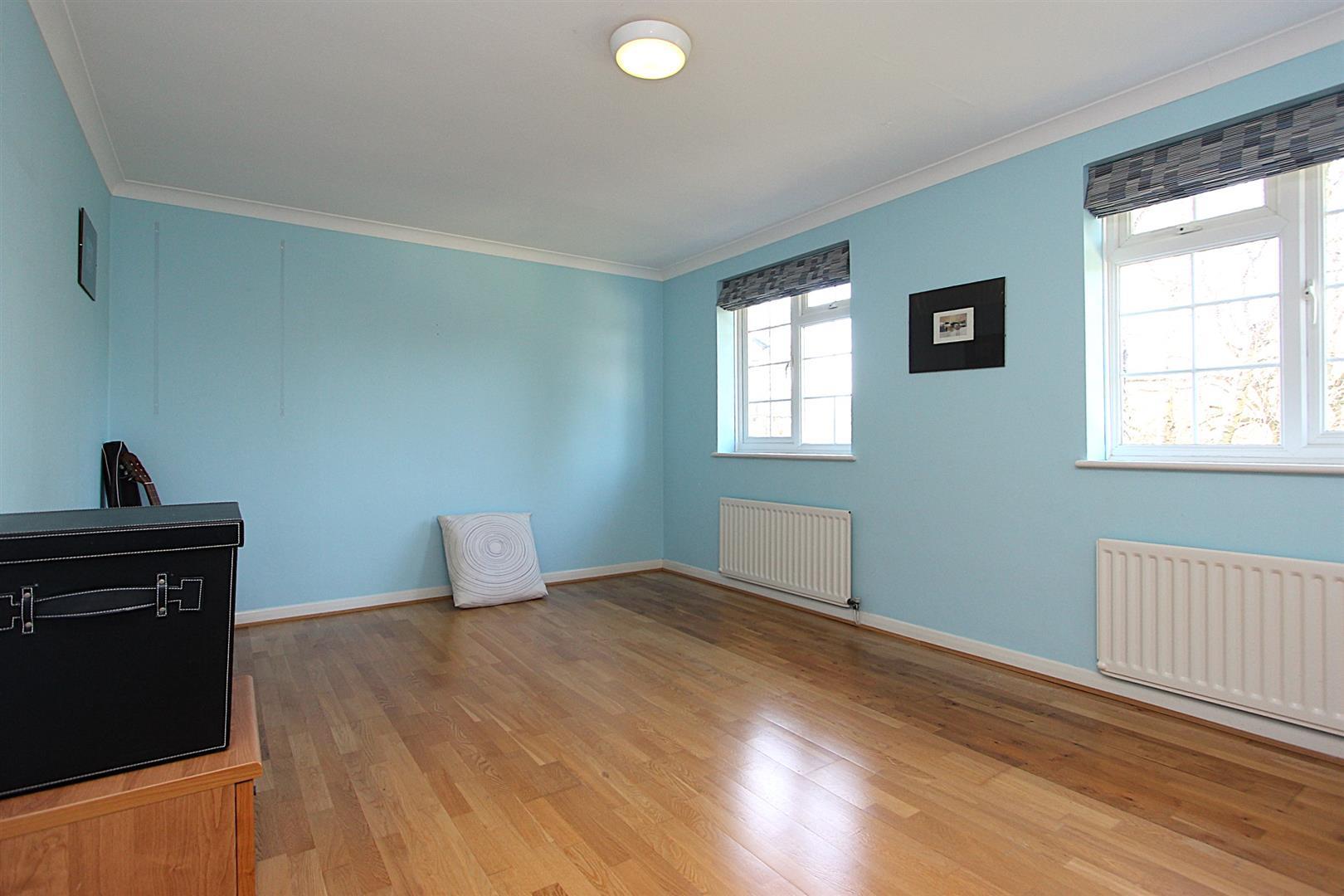 Property Image 699331a2-8b17-4689-84e8-784fd7469308