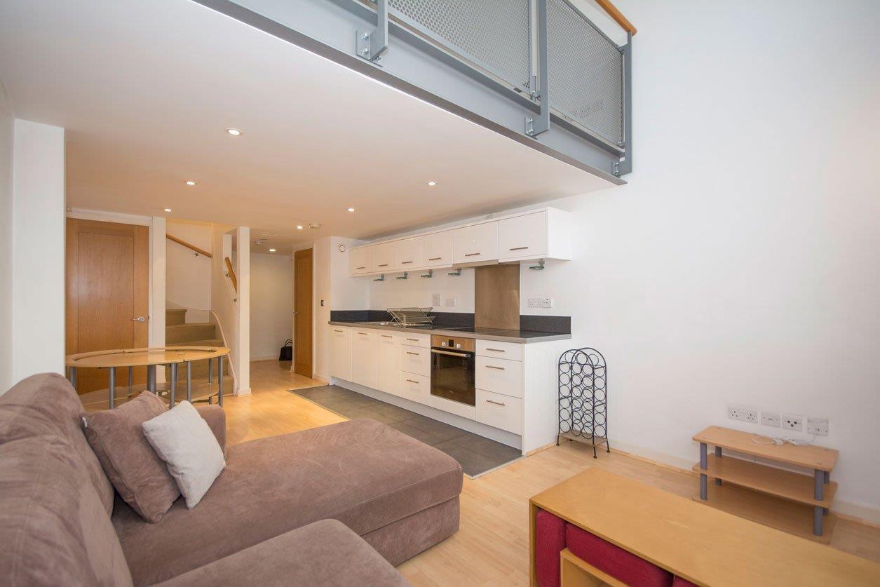 Property Image 699c9b7c-b957-4743-8f7a-3ae15dc8fcdc
