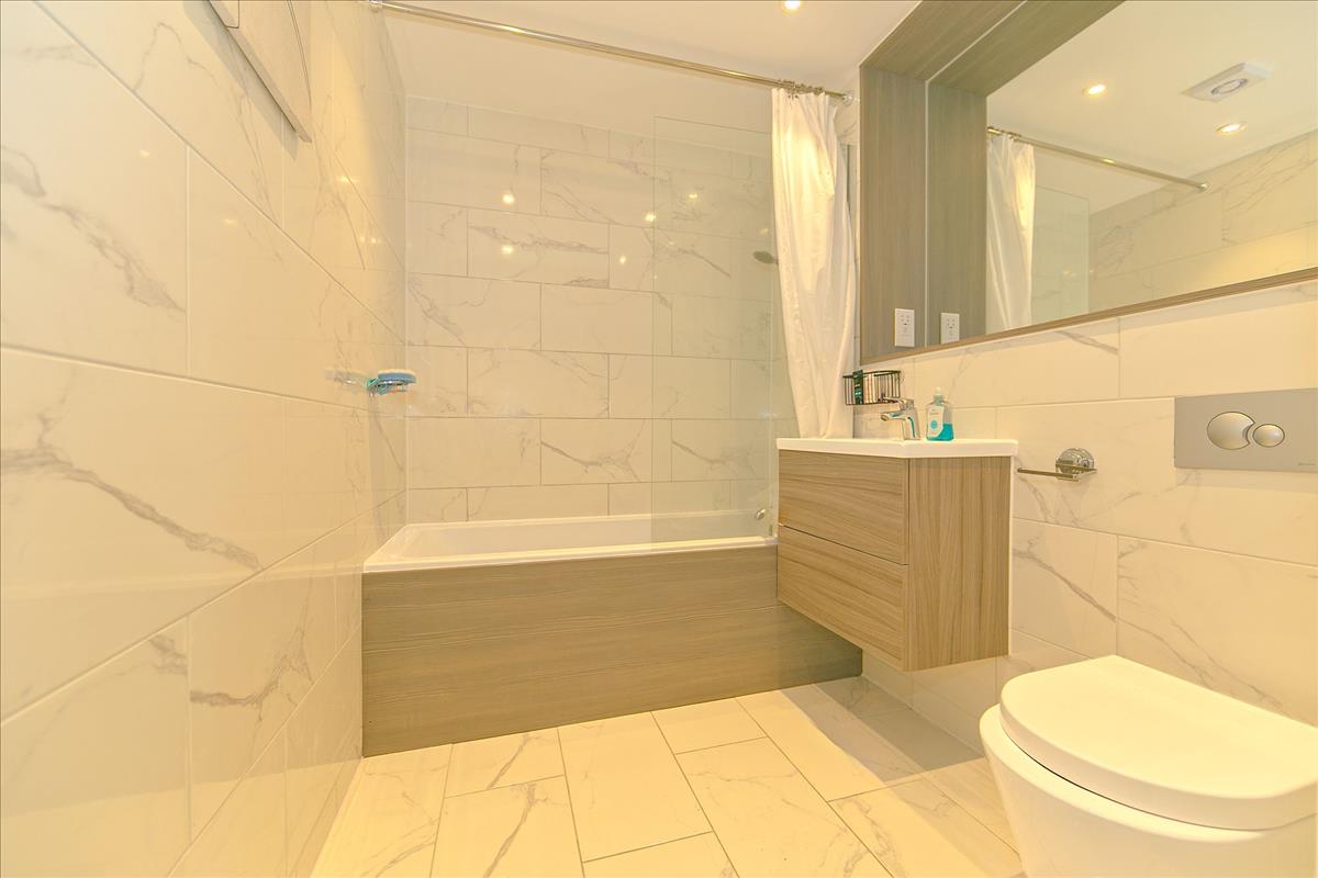 Property Image 69a56db3-330f-402f-80dc-27043e913e8c
