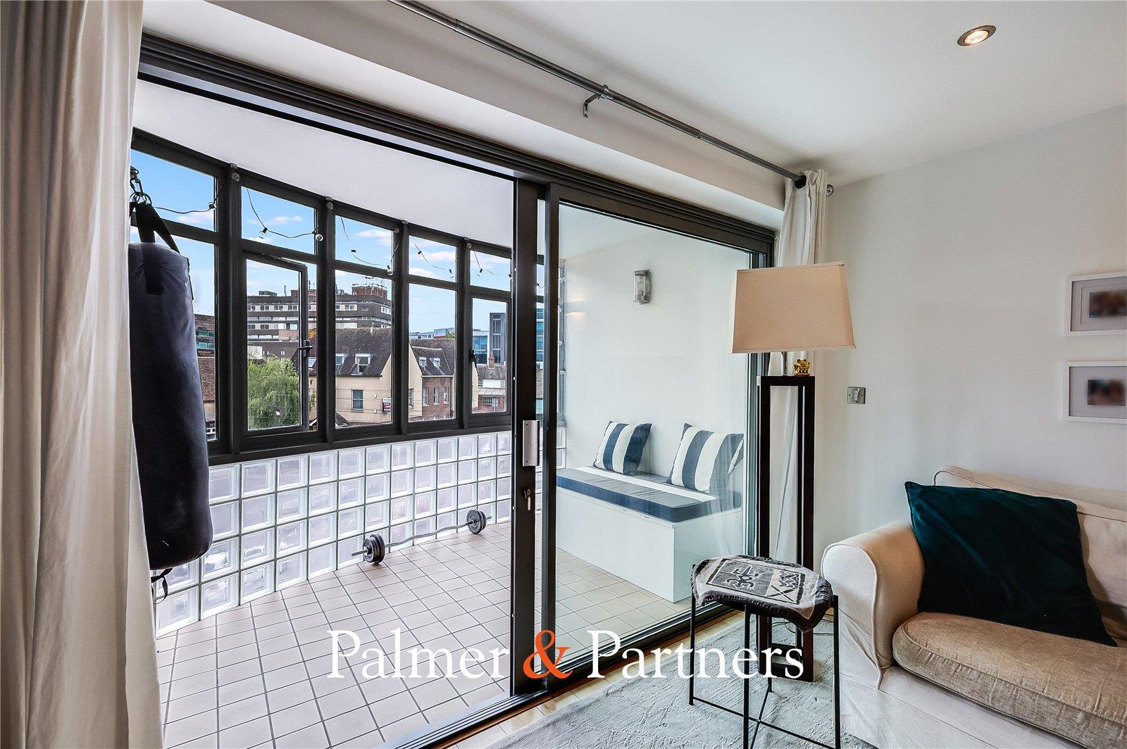 Property Image 69b6acd2-76b4-46bf-9e29-532ac1aaa0c3