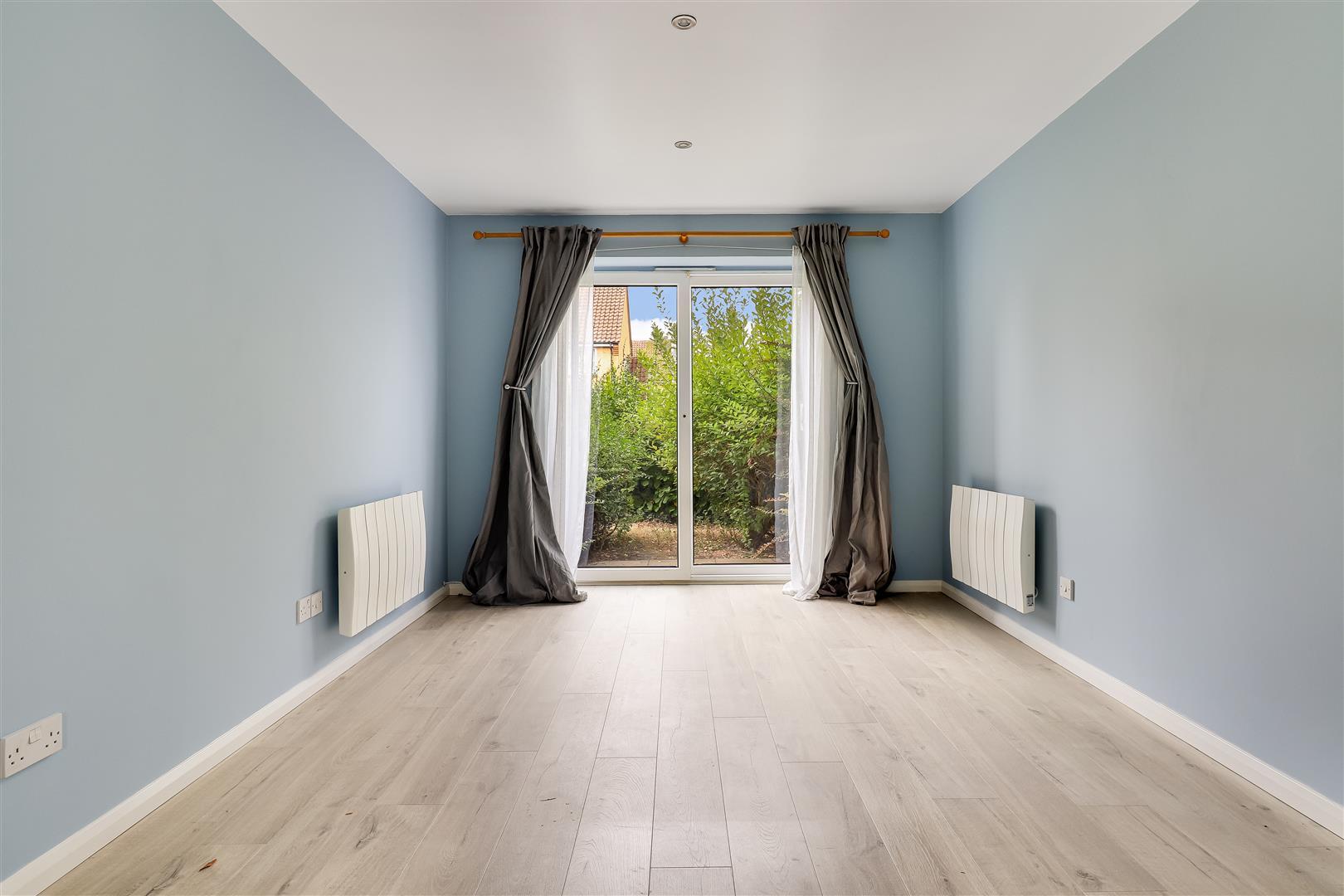 Property Image 69d59252-62d2-46e6-929c-97e8e64e3436
