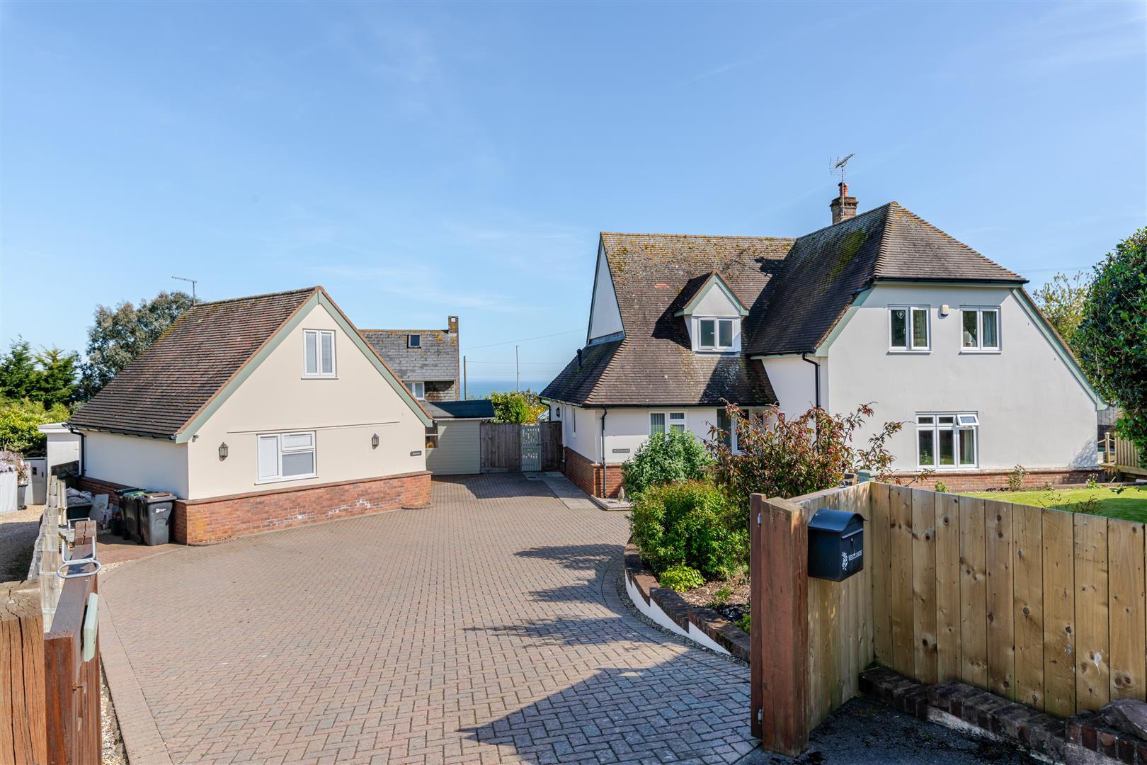 Property Image 69e05356-e595-42a3-9434-39cb3e56ce4d