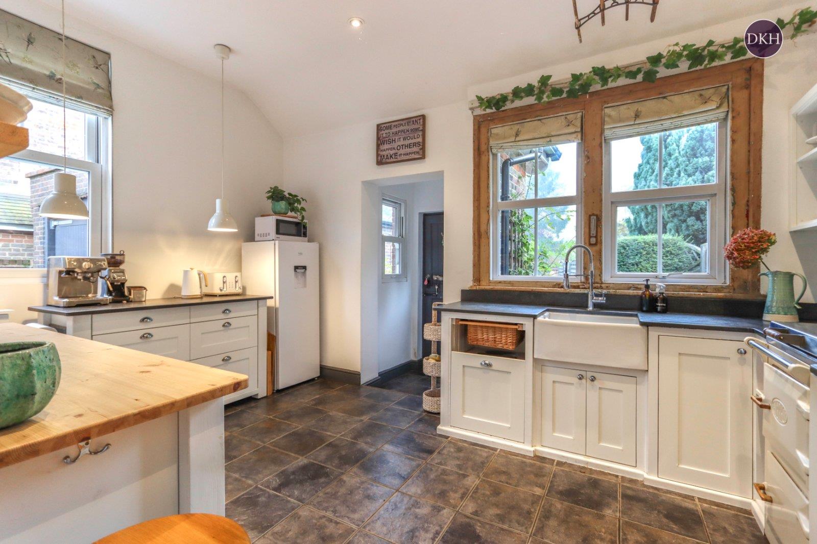 Property Image 69e4edf0-5c52-453f-8cda-471dd31f5b6a
