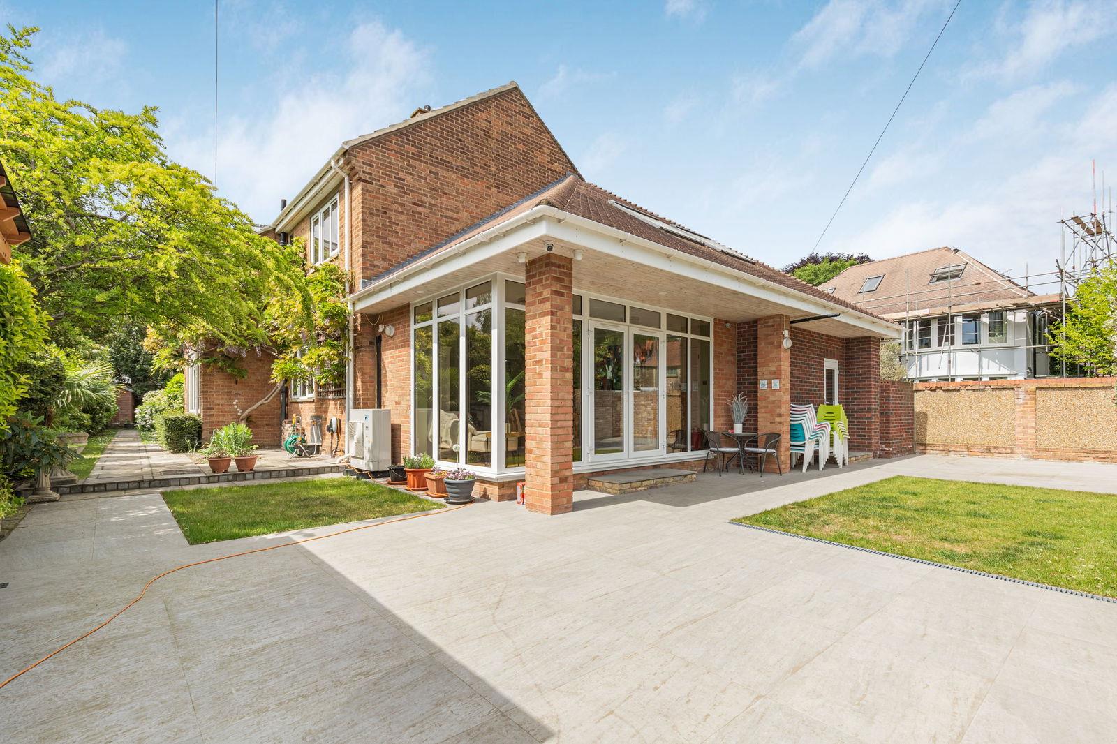 Property Image 69e99e36-78f4-4f64-82a5-dd7d3268078f