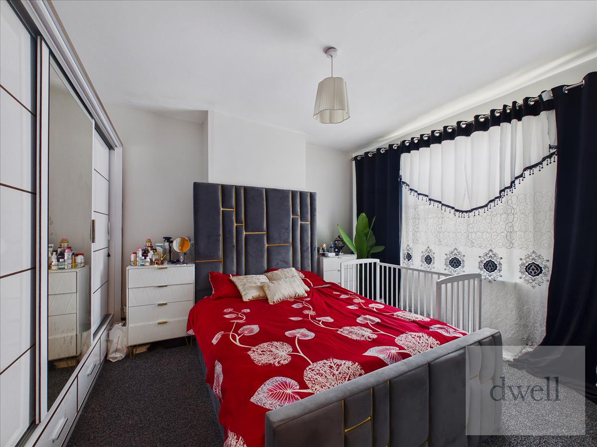 Property Image 69ea3952-1bda-4626-bbf8-9f9a7d86aed9