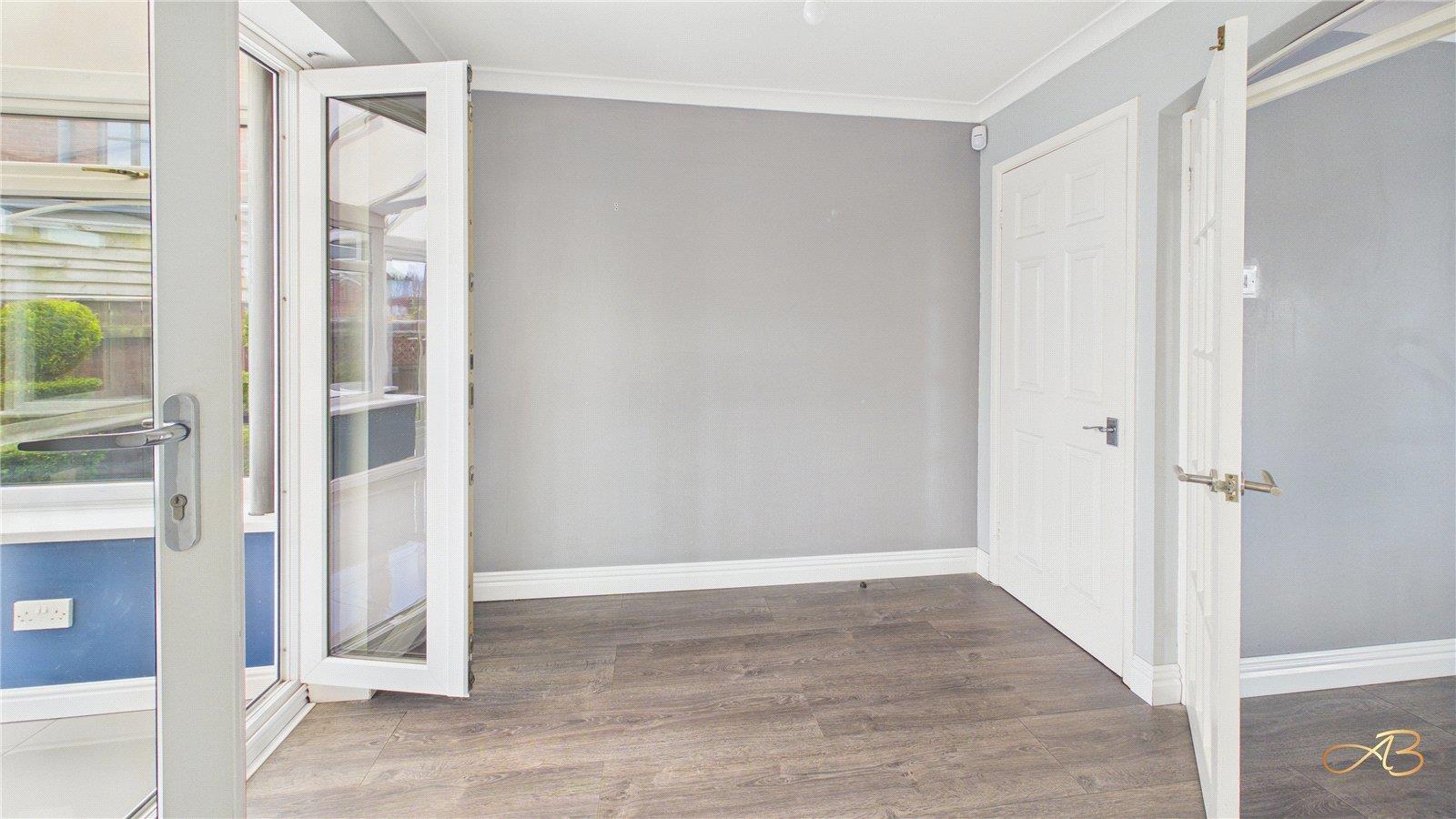 Property Image 69f9c199-82f2-49d9-a33d-755720c5da6f