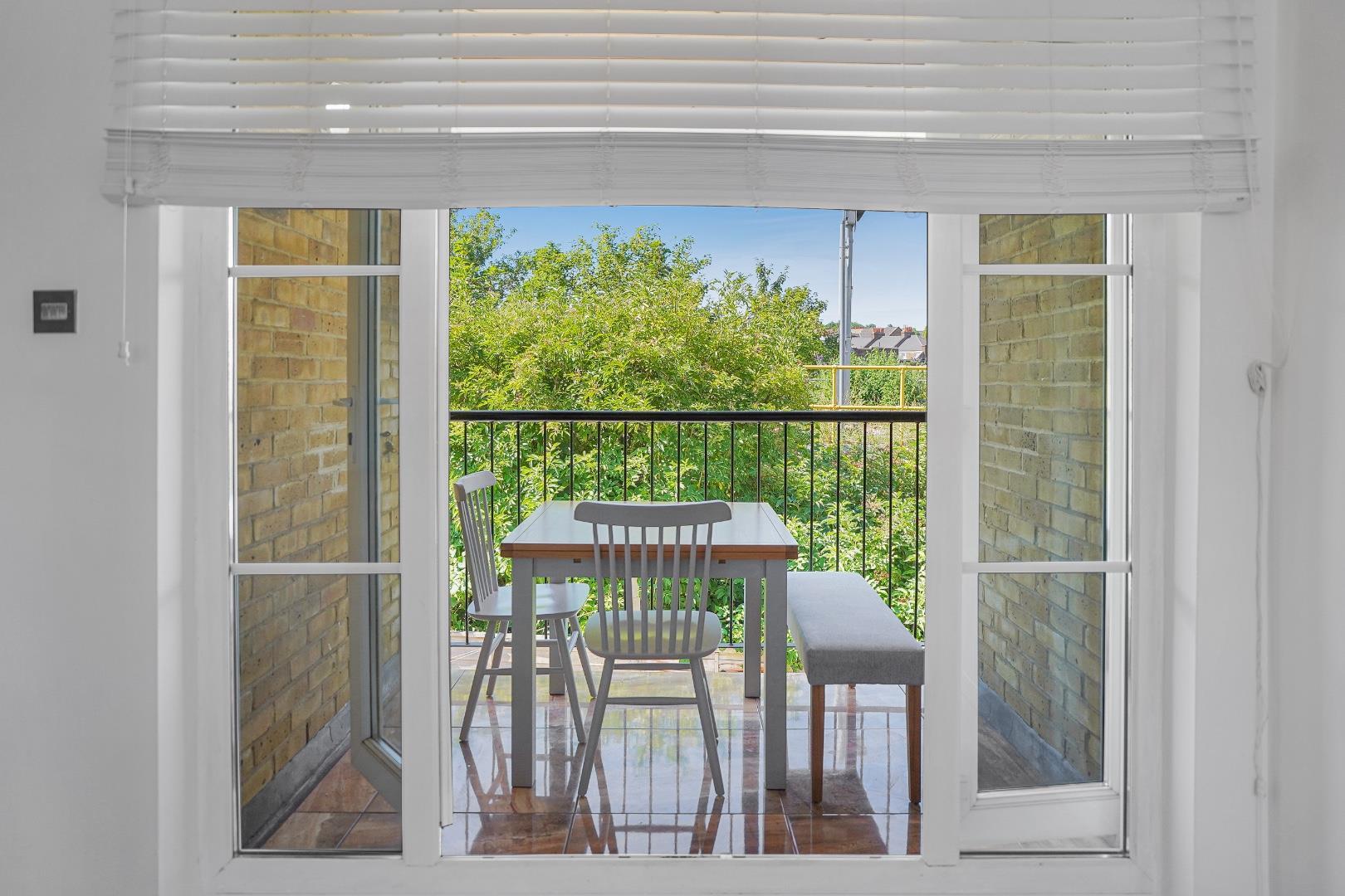 Property Image 69fd961b-abd4-44db-9198-82e372f4d22f