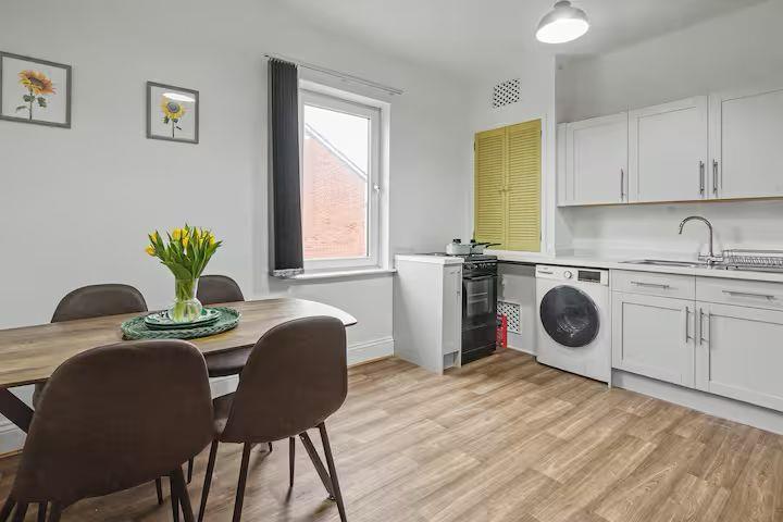 Property Image 6a038938-8e5f-4545-8003-9e74eca7b115