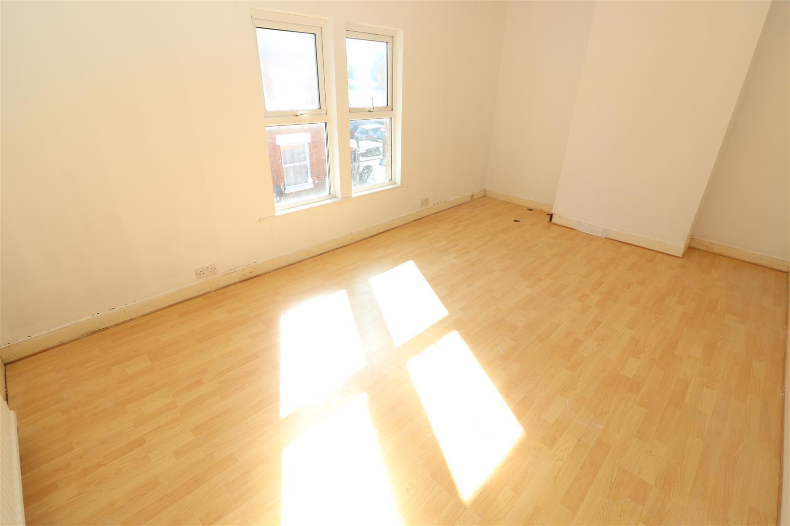Property Image 6a10e976-fa6a-4c82-9c5a-414494ee13ff