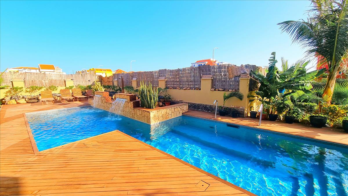 Property Image 6a137d65-68a8-41f0-bfc6-1723122759b4